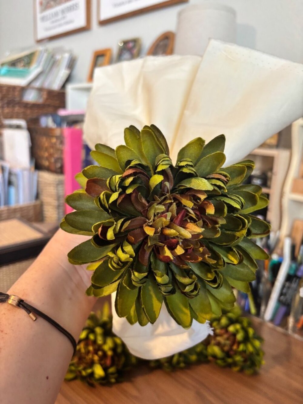 Set Of 4 Green Succulent Napkin Rings Pier 1 Design Unique Table Décor Rustic